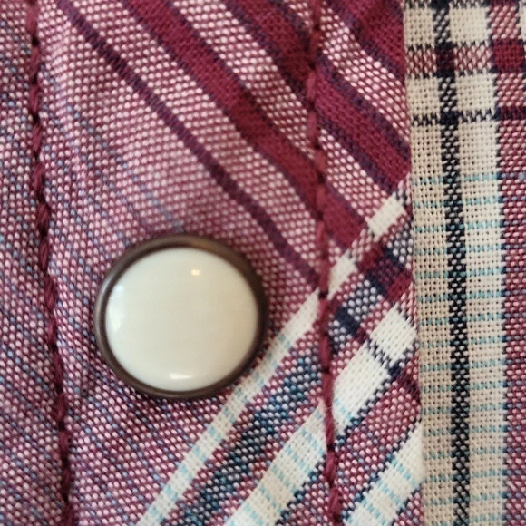 Arizona Jean Plaid Shirt with two front button ppckets Size Small - Picture 3 of 9